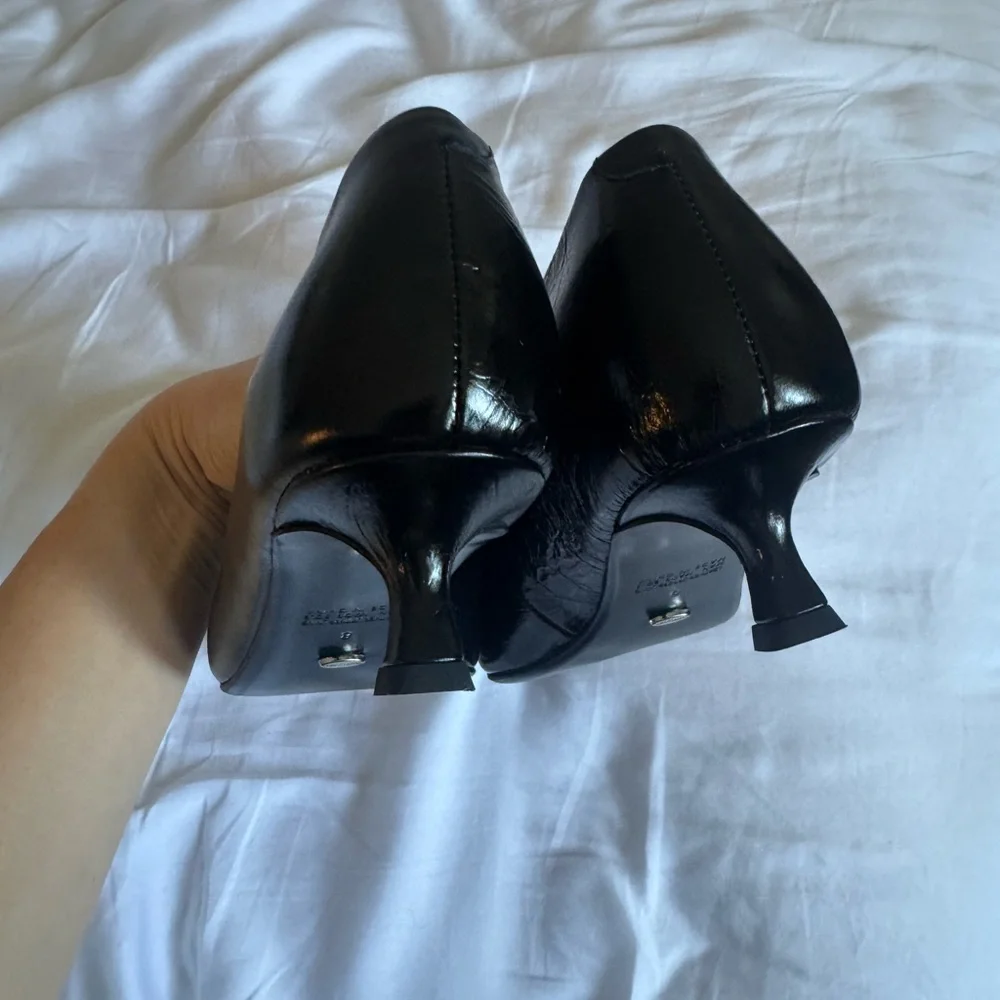 Tony Bianco Black Pointed Toe Leather Heels